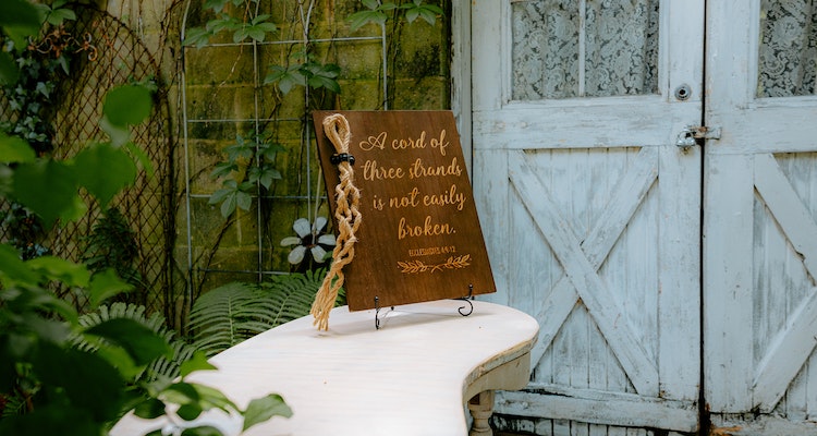 improve your garden with old furniture